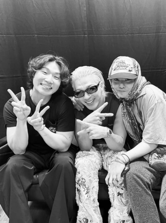 그룹 빅뱅(BIGBANG)이 데뷔 20주년을 맞아 세계적인 음악 축제 코첼라의 아웃도어 시어터에서 공연을 펼친다. 온라인 캡쳐